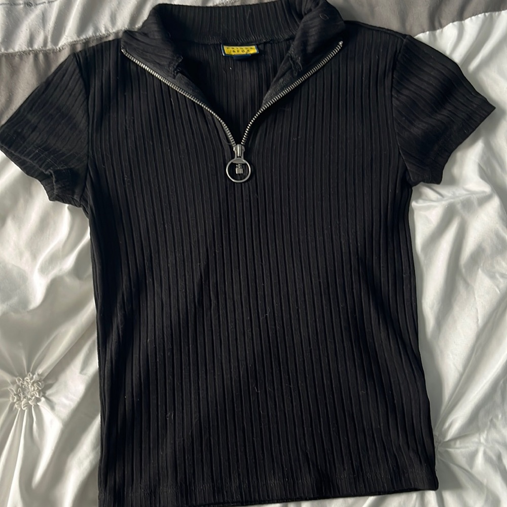 Cropped black quarter zip